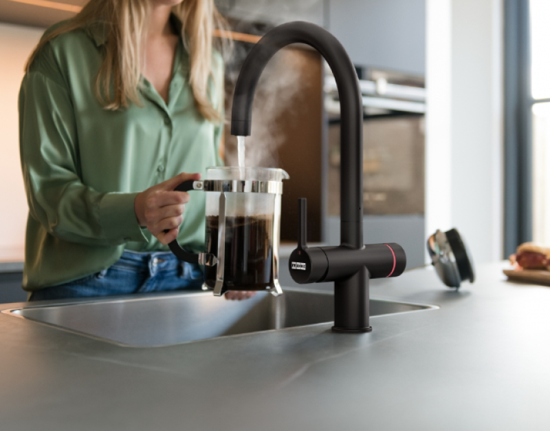 Franke Maris water hub 7L boiler 3-1 met Touch electronische  kokend water kraan mat zwart 160.0713.604