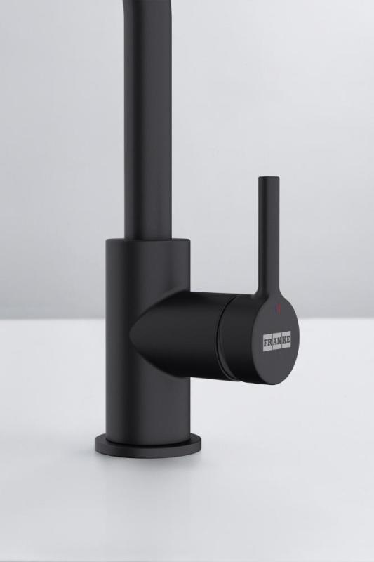 Franke Lina L Keukenkraan Draaibare Uitloop Zwart 115.0693.393