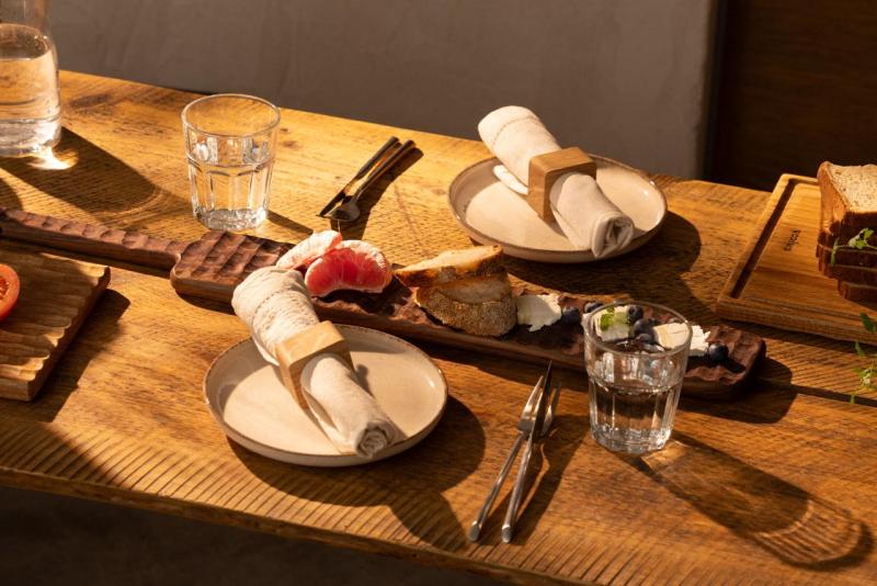 Woodsea Dunes Walnut- Walnoothouten Serveerplank 70x10cm 1208971549