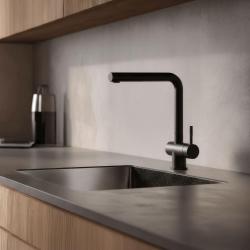Pure.Sink Elite Steel Pulse-S keukenkraan Mat Zwart met uittrekbare uitloop en sproeistand  PS8500-10